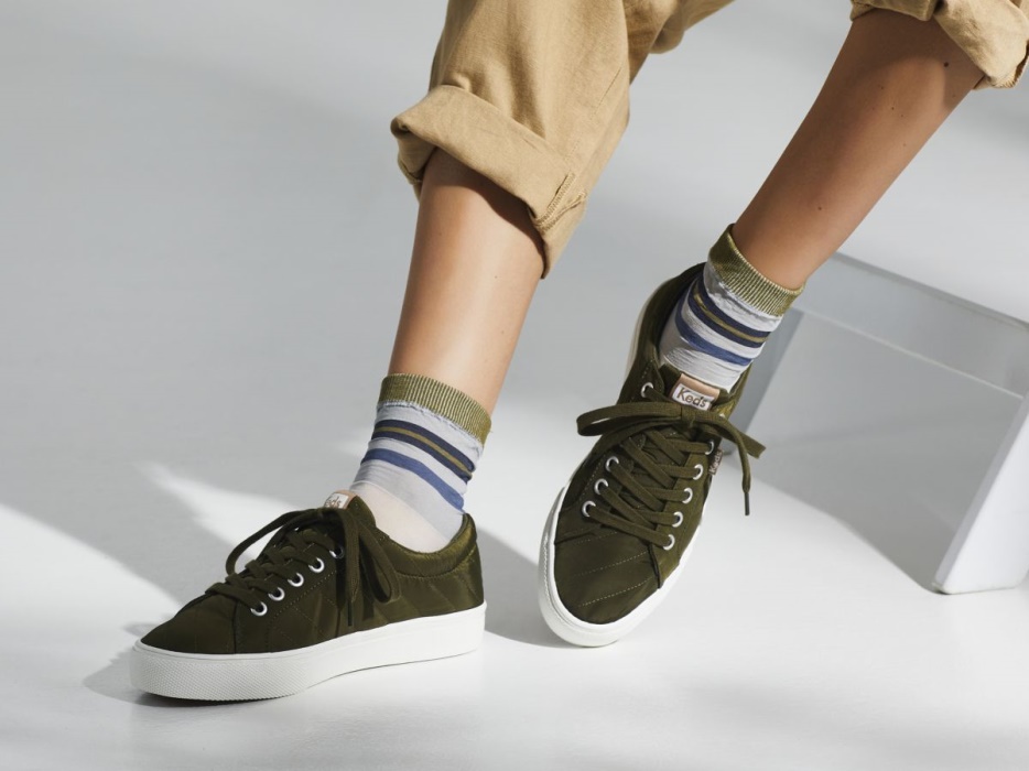 Dames Jump Kick Waterafstotende Gewatteerde Puffer Olijf Keds